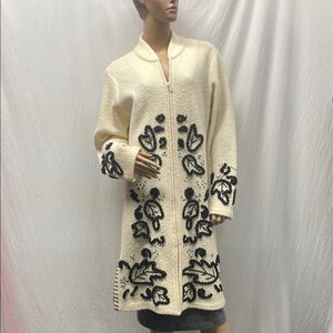 Vintage Kenar Women's Cream & Black Embroidered 100% Wool Full Zip Cardigan